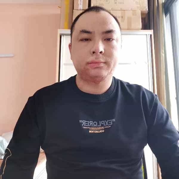 四川32岁单身帅哥真诚找对象-香港征婚相亲网