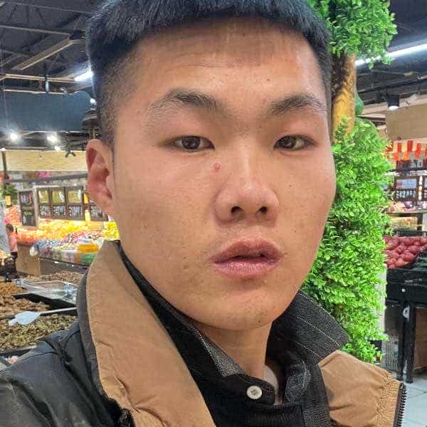 河南27岁单身帅哥真诚找对象-香港征婚相亲网