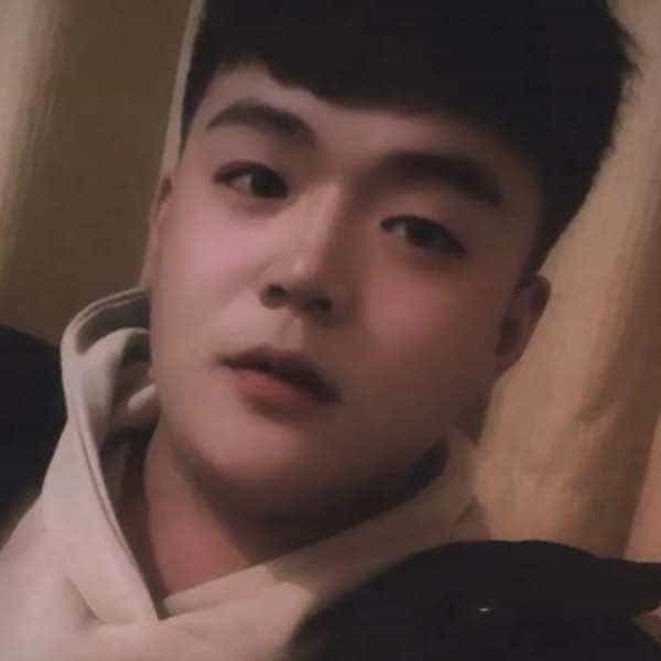 山东25岁单身帅哥真诚找对象-香港征婚相亲网