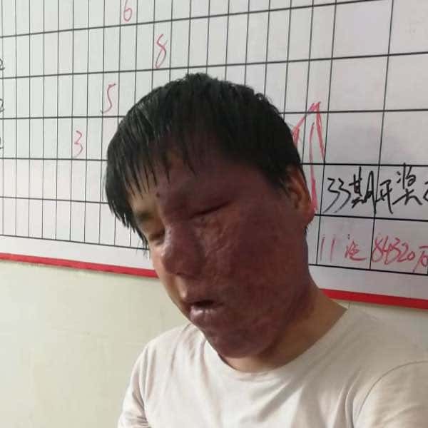 江苏33岁单身帅哥真诚找对象-香港征婚相亲网