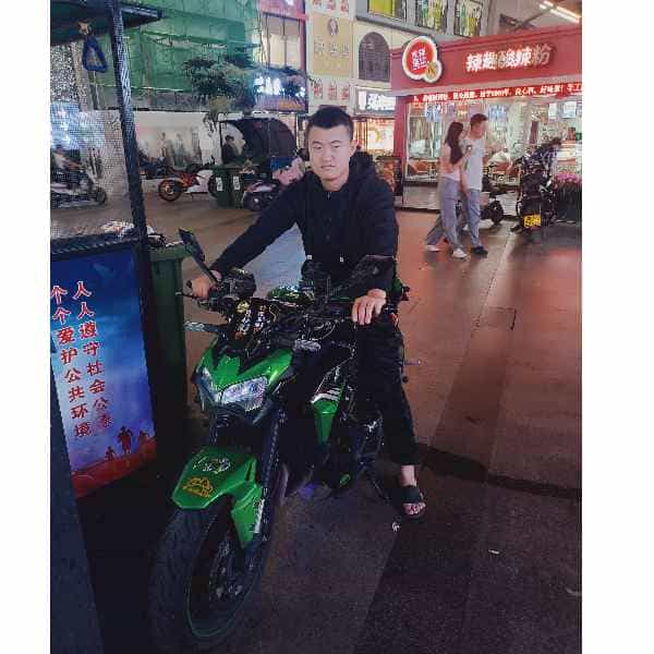 山东28岁单身帅哥真诚找对象-香港征婚相亲网