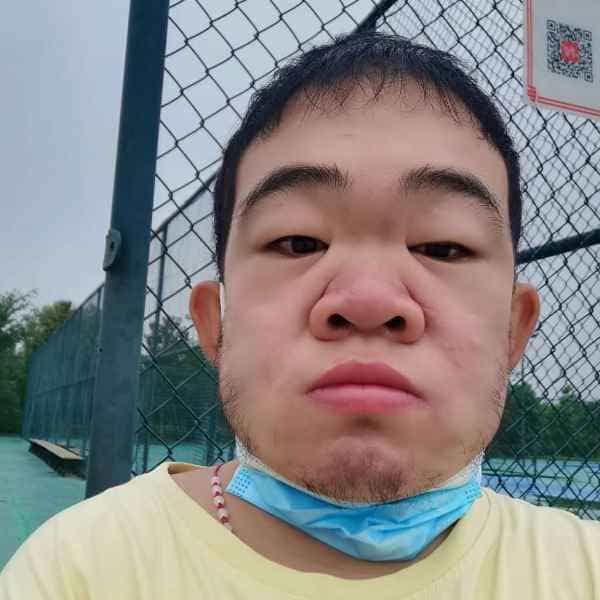 河南25岁单身帅哥真诚找对象-香港征婚相亲网