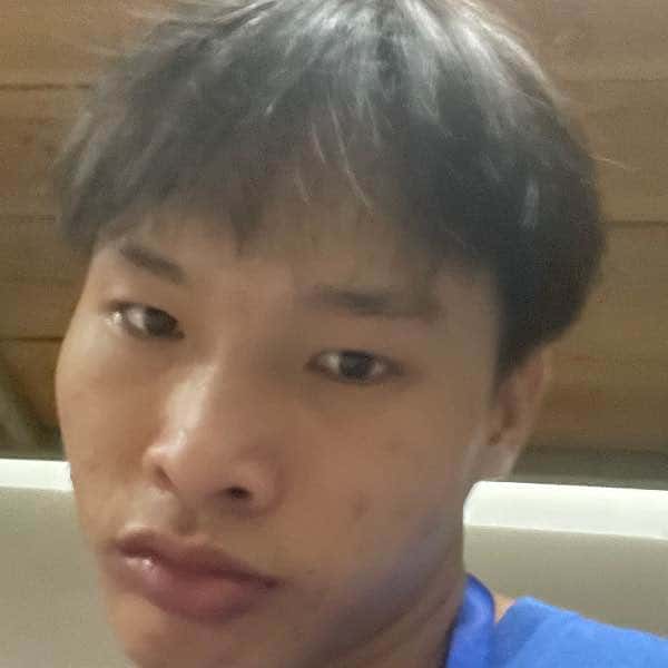 海南19岁单身帅哥真诚找对象-香港征婚相亲网