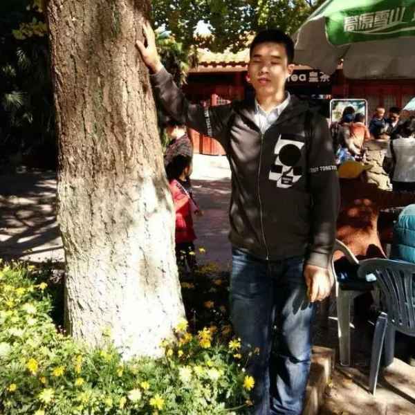 四川33岁单身帅哥真诚找对象-香港征婚相亲网