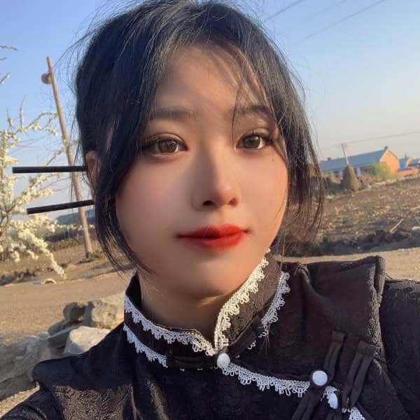 黑龙江21岁单身美女真诚找对象-香港征婚相亲网