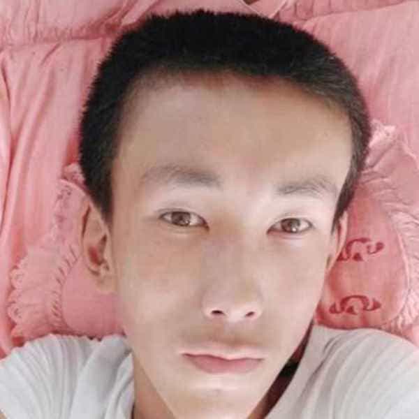 山东21岁单身帅哥真诚找对象-香港征婚相亲网