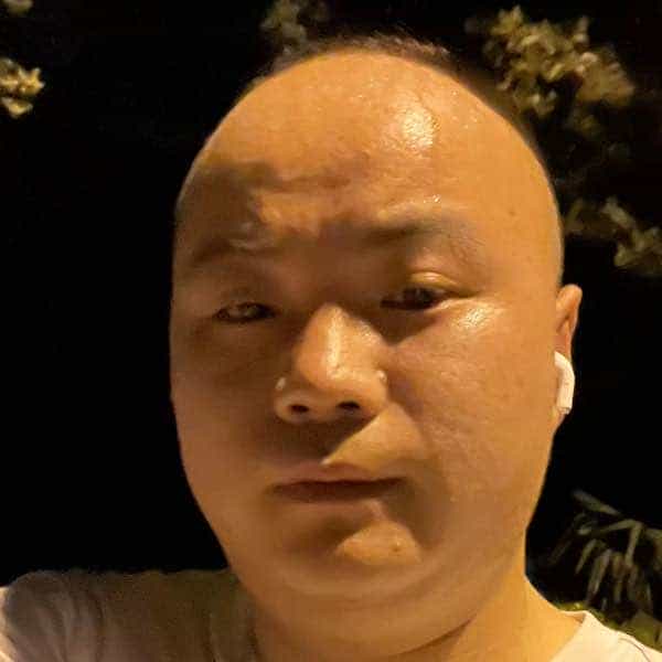 江苏28岁单身帅哥真诚找对象-香港征婚相亲网