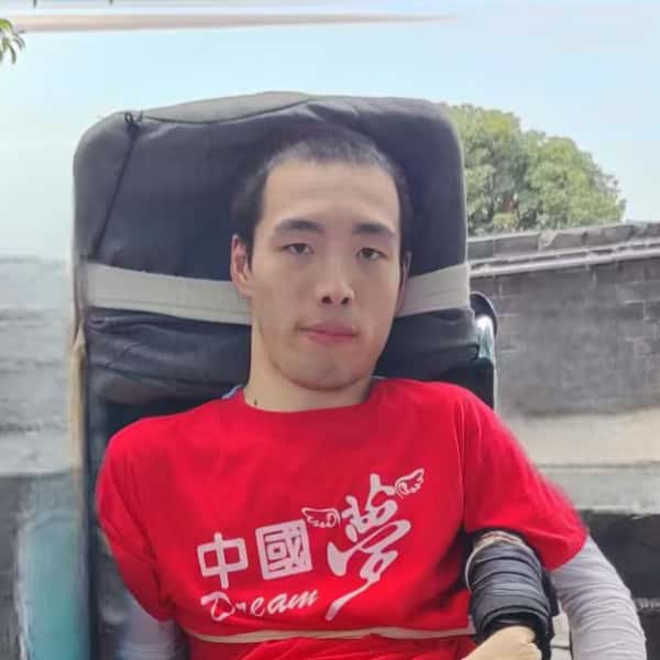 湖南30岁单身帅哥真诚找对象-香港征婚相亲网