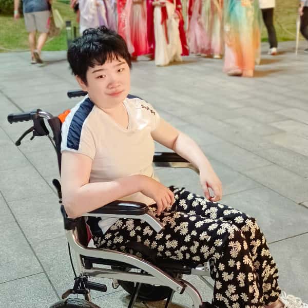 北京26岁单身美女真诚找对象-香港征婚相亲网