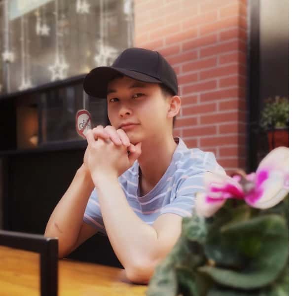 广东30岁单身帅哥真诚找对象-香港征婚相亲网