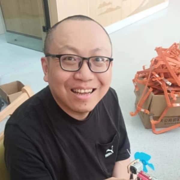 江苏42岁单身帅哥真诚找对象-香港征婚相亲网