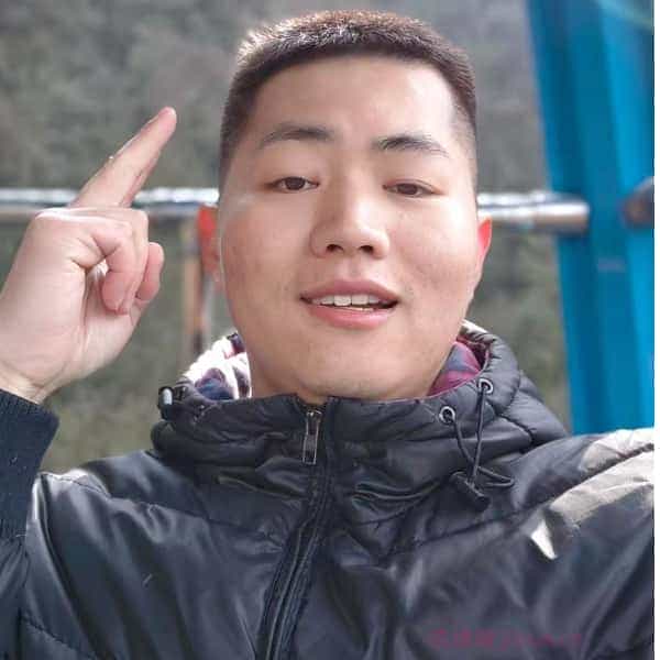 湖北27岁单身帅哥真诚找对象-香港征婚相亲网
