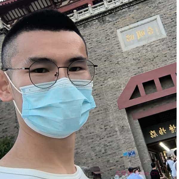 湖北29岁单身帅哥真诚找对象-香港征婚相亲网