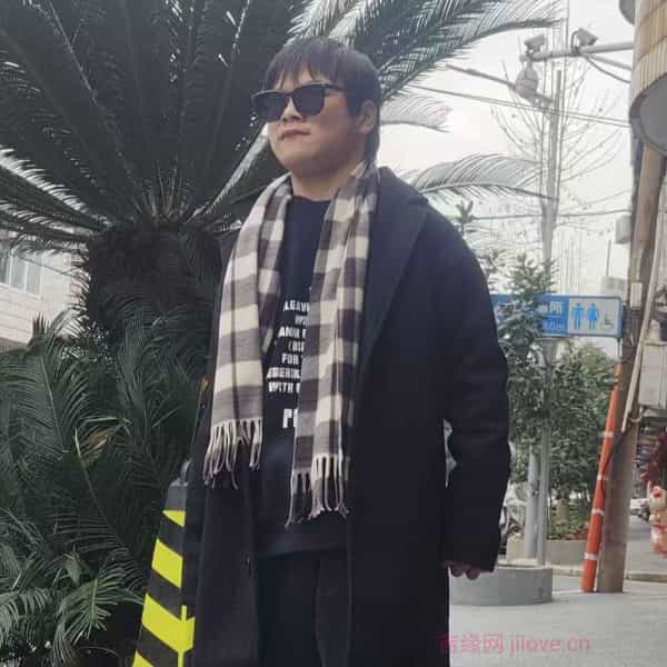 江西20岁单身帅哥真诚找对象-香港征婚相亲网